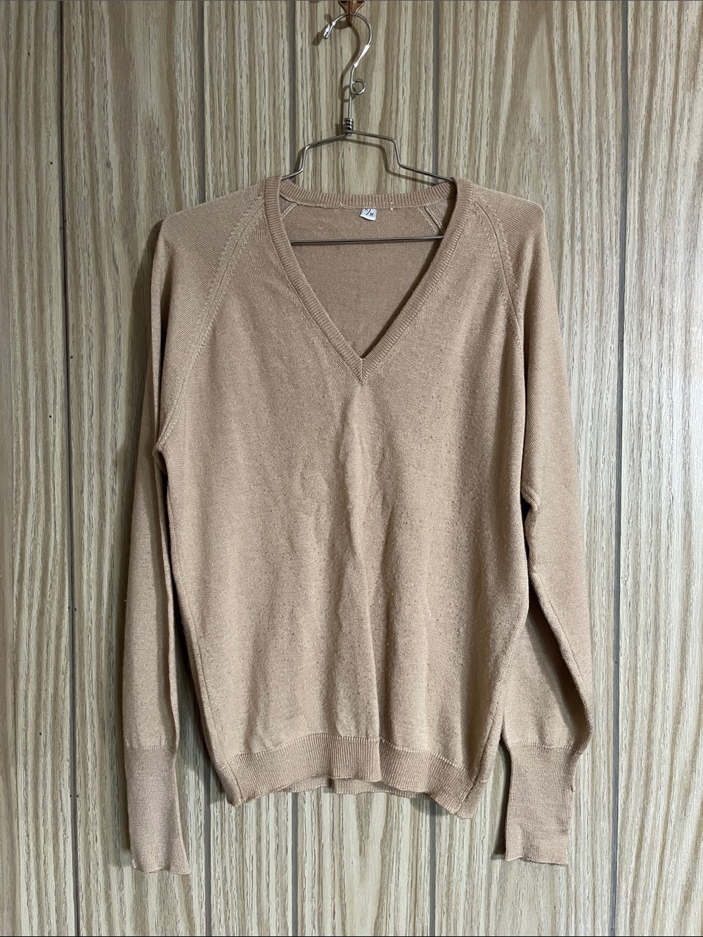 Vintage Aristocrat Everyday V-Neck Sweater in Light Tan
